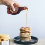 amerikanske pandekager stak sirup